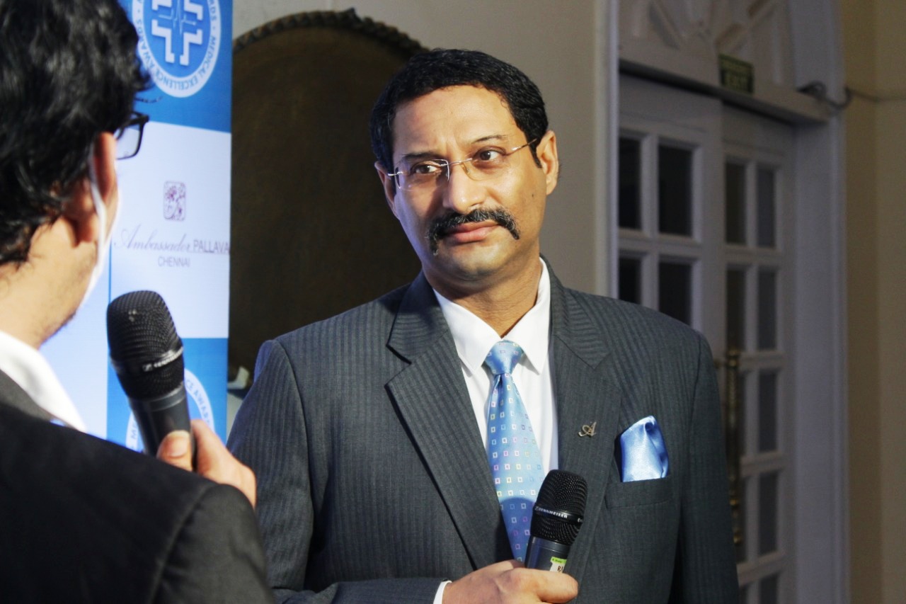 Comforter Award 02 - The Ambassador | Heritage Hotels in Mumbai, Aurangabad, Chennai - Ambassador Pallava, Chennai Receives “COVID PATIENTS COMFORTER AWARD” in Annual Medical Excellence Awards 2020.