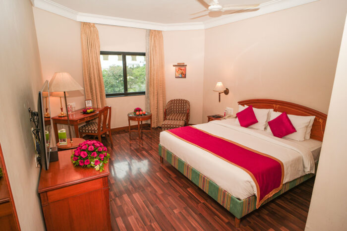 Executive Room: The Ambassador Ajanta