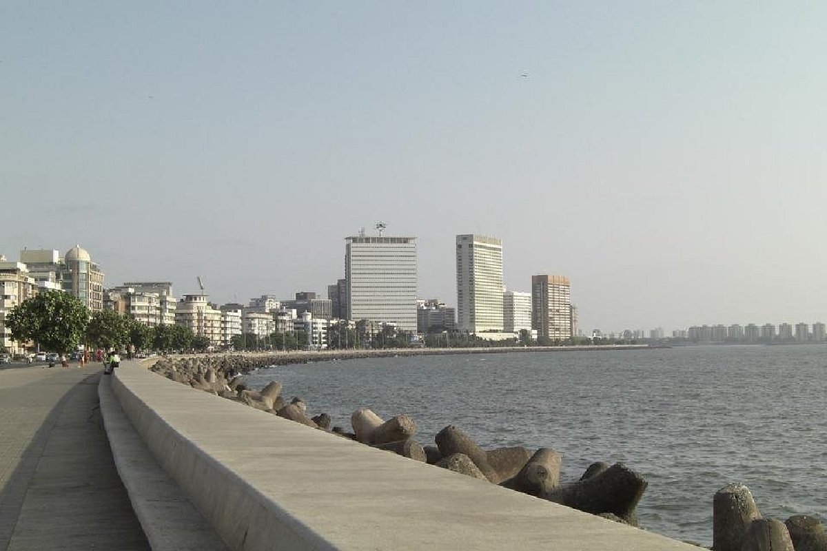 hotels-near-marine-drive-nariman-point